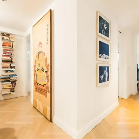 Apartment Farnese Enchanting By Romeloft *